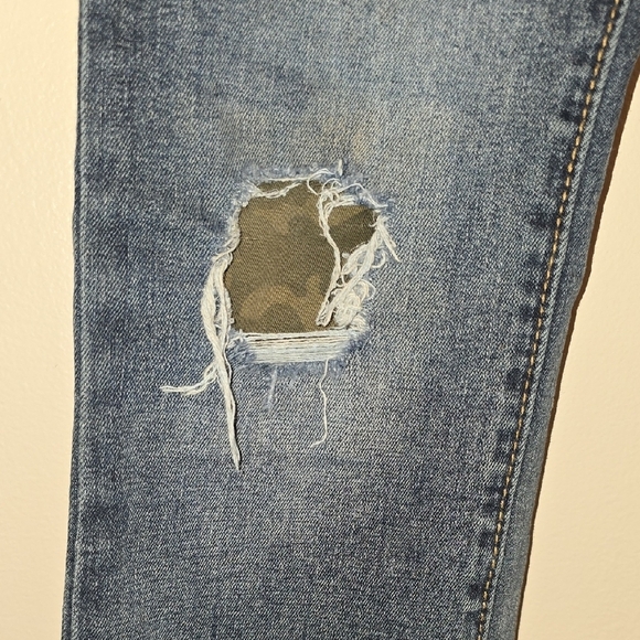 Old Navy Kids Dark Blue Distressed Jeans - Picture 5 of 8